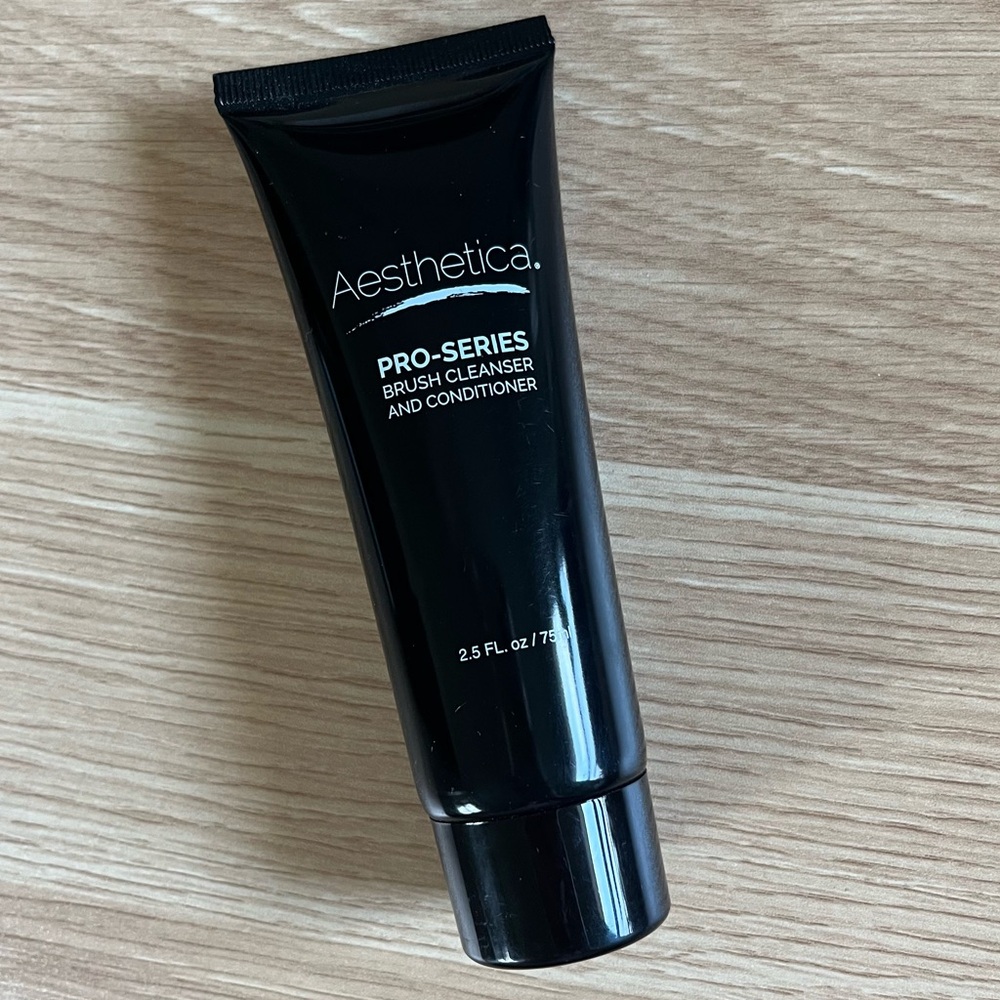 Aesthetica Pro Series Brush Cleanser and Conditioner